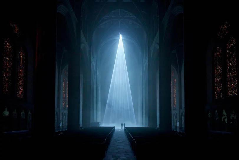 "نور فضیلت" کلیسای جامع سان فرانسیسکو را روشن می کند
